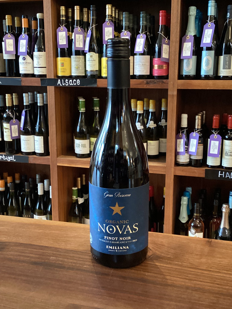 Emiliana 'Novas' Pinot Noir Gran Reserva, Casablanca Valley