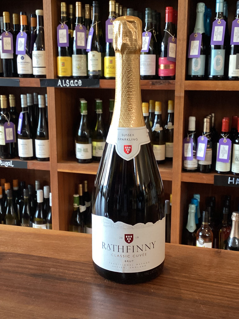 Rathfinny Classic Cuvee Brut 2017, Sussex, England