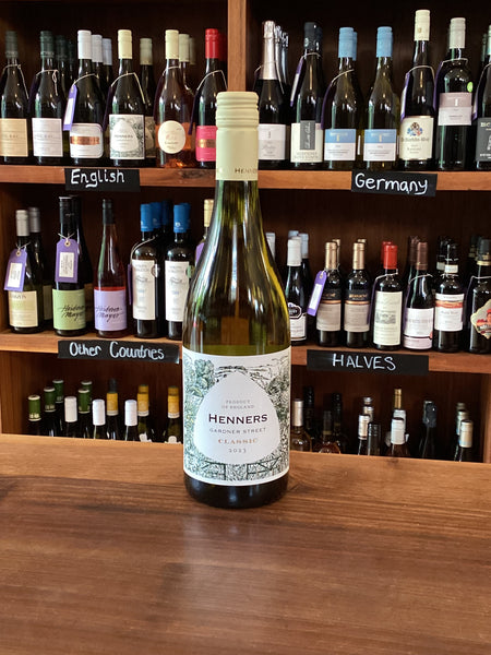 Henners 'Gardner Street' Classic White 2023, Sussex